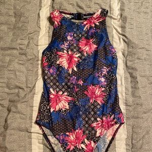 Zoggs like new bathing suit